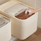 Airtight Pet Food Storage Container – Keeps Dry Food Fresh – Image 3
