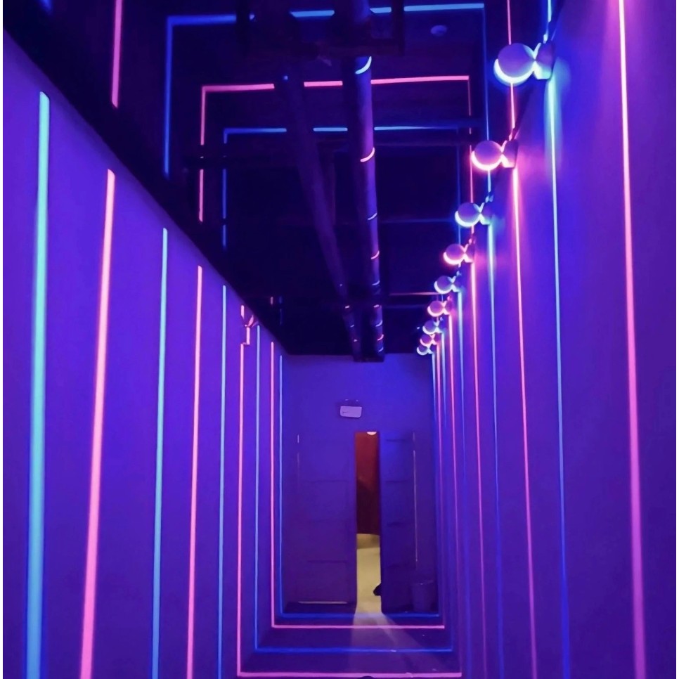 360° Beam Wall and Ceiling Light