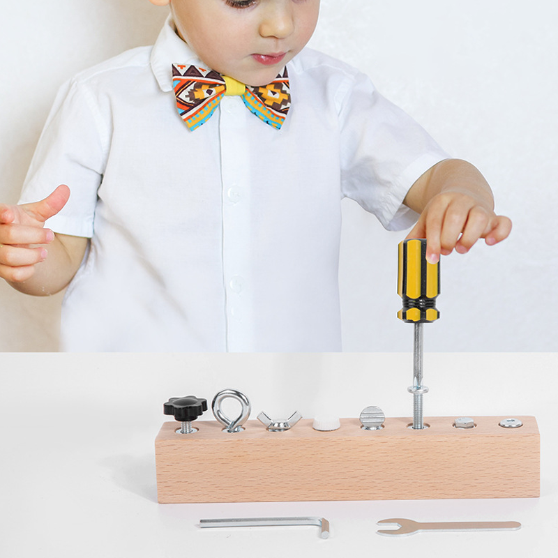 Beech Wood Lacing Toy – Four or Eight Holes – Image 6
