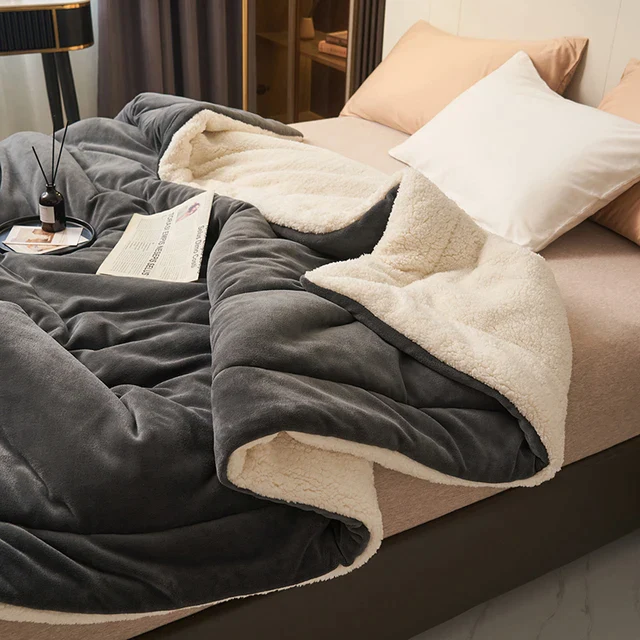 Kuscheldecke aus Fleece – in neun Farben und drei Größen – Bild 7