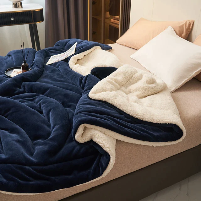 Kuscheldecke aus Fleece – in neun Farben und drei Größen – Bild 3