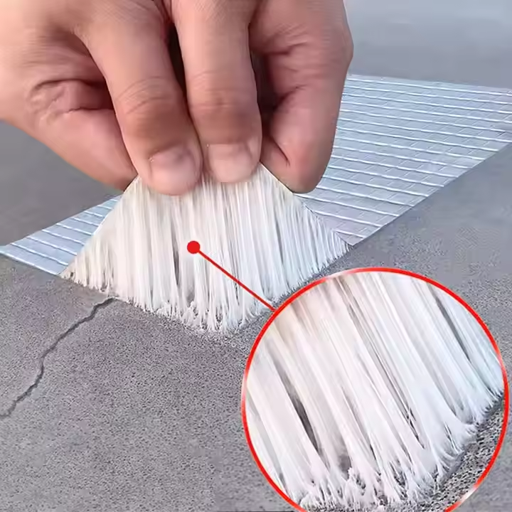 Dichtband für Dach und Rohr – mehrschichtig und selbstklebend – Bild 4