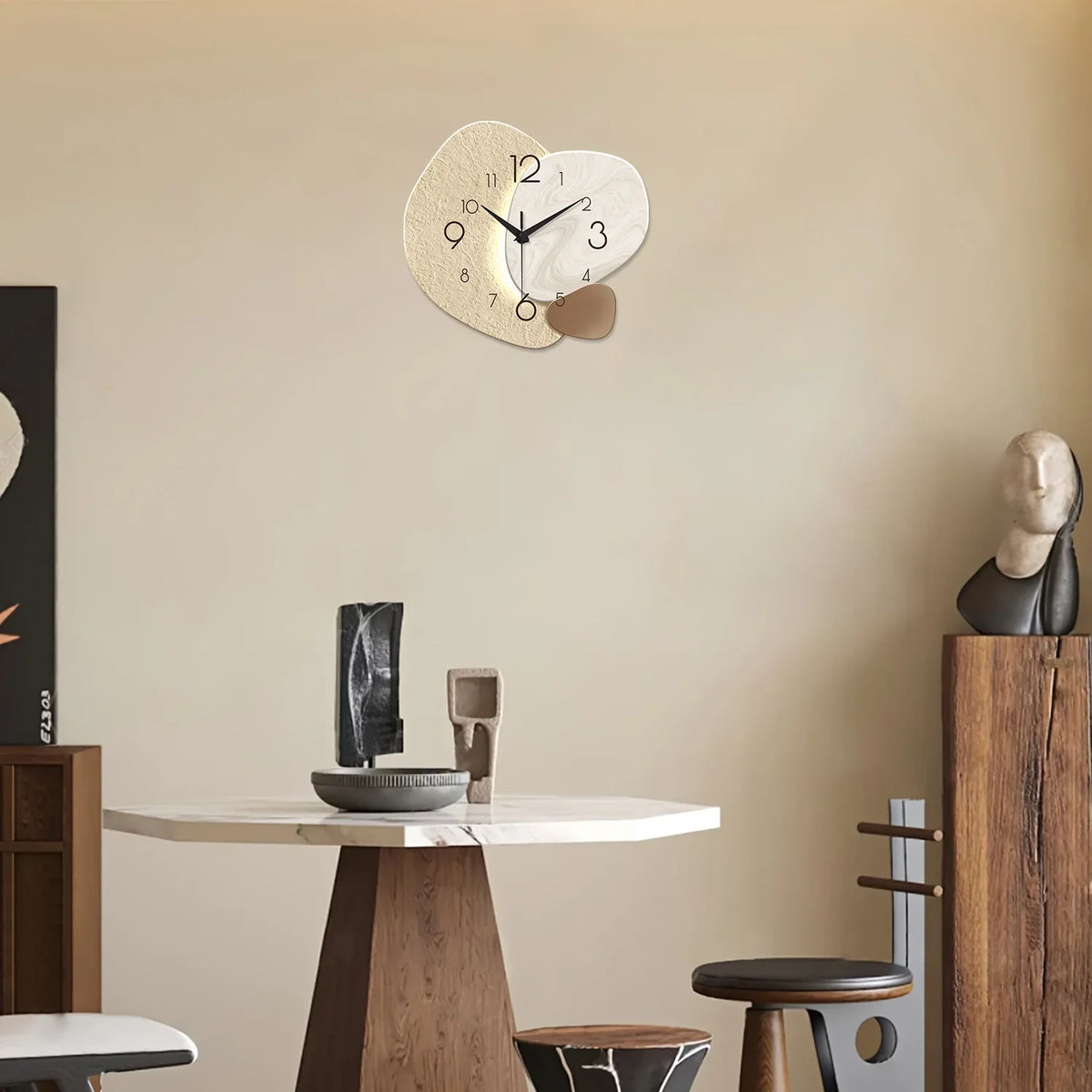 Quadratische Wanduhr mit Steinoptik – lautloses Quarzwerk – Bild 1