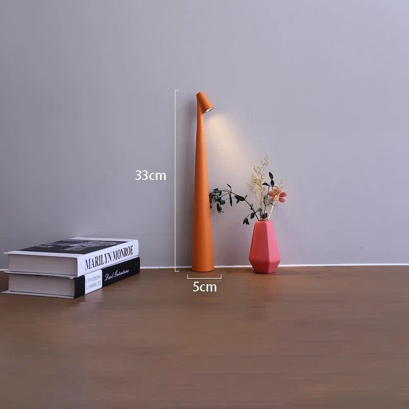 Schmale Akku-Tischlampe mit Touchdimmer – dreiunddreißig Zentimeter hoch – Bild 6