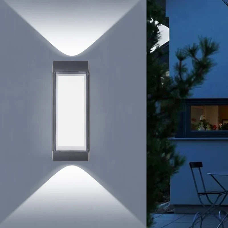 Schmale Wandleuchte mit Licht nach oben und unten – innen und außen – Bild 3