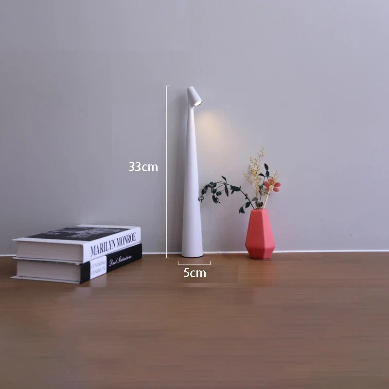 Schmale Akku-Tischlampe mit Touchdimmer – dreiunddreißig Zentimeter hoch – Bild 5