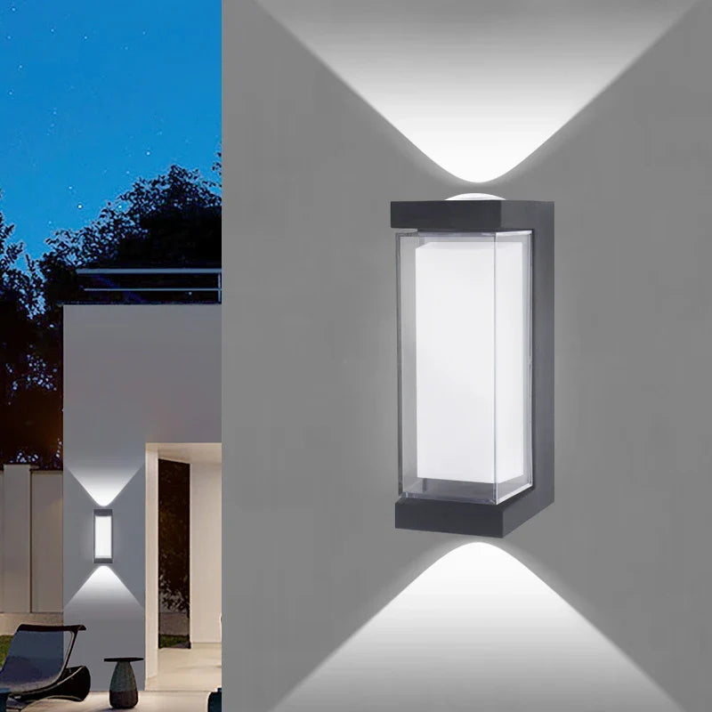 Schmale Wandleuchte mit Licht nach oben und unten – innen und außen – Bild 1
