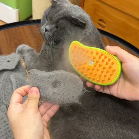 Pet Grooming Brush with Water Tank – Dampens the Coat as You Brush – Image 8