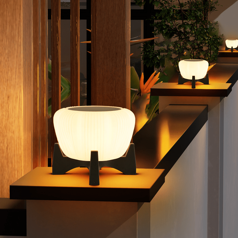 Solar-Wegleuchte mit breitem Schirm – leuchtet den Boden aus – Bild 3