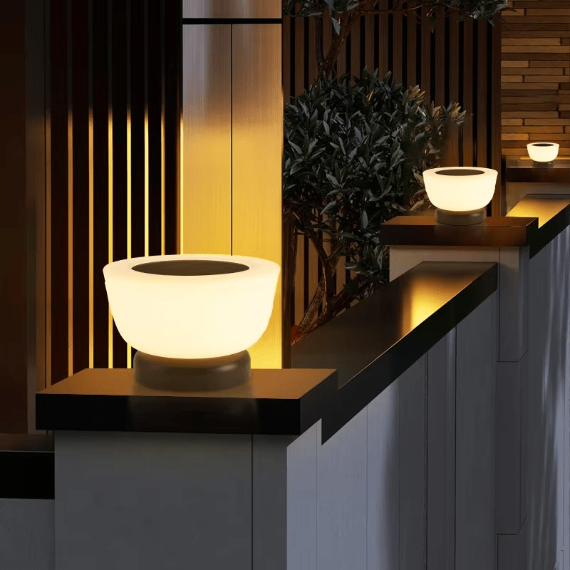 Solar-Wegleuchte mit breitem Schirm – leuchtet den Boden aus – Bild 4
