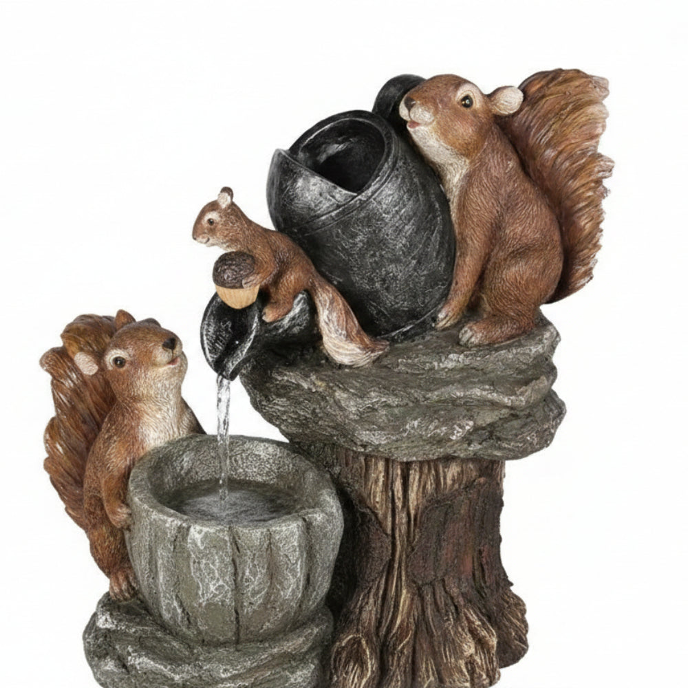 Stehende Vogeltränke mit Solarbrunnen – auf einem Fuß im Beet – Bild 4